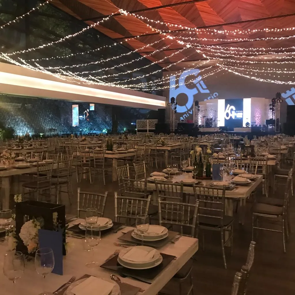 Fiesta Corporativa, Llano de la torre